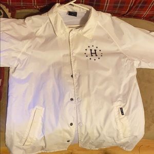 Hut windbreaker